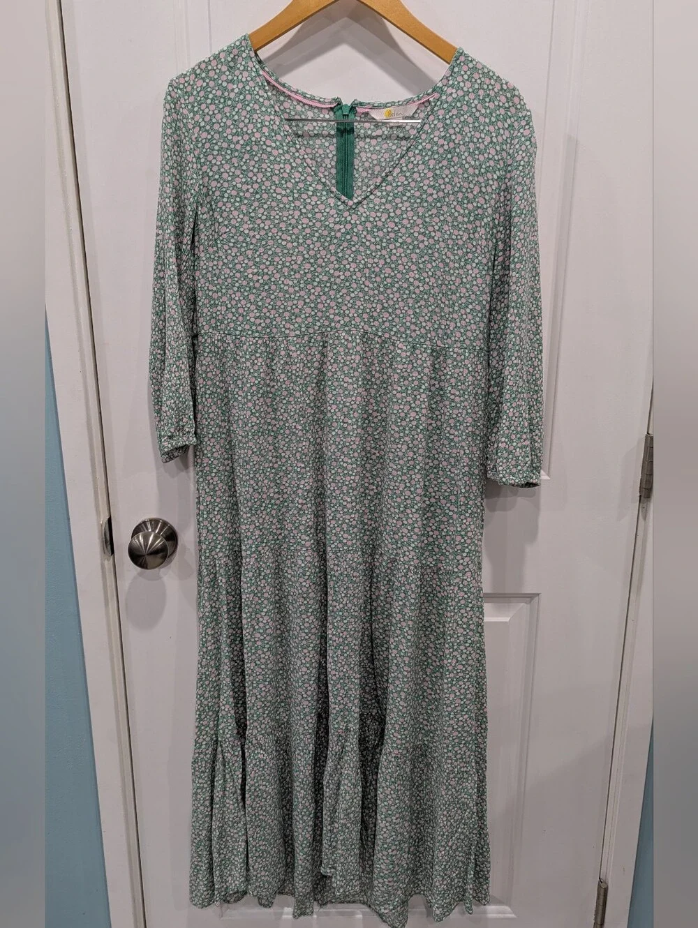 Boden Green Pink Flowers Floral Hi Low Tiered Dress Cottage Core Size 8 Petite